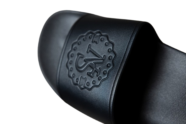 Noble Monogram Slide